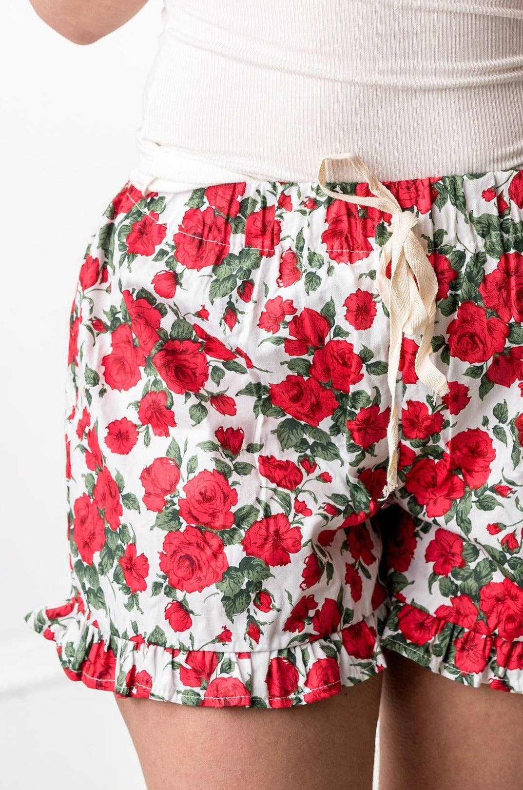 Fleur Ruffle Short: Rouge ML
