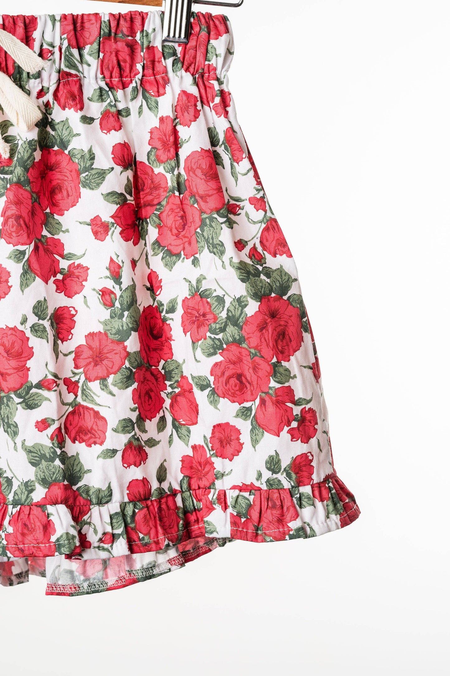 Fleur Ruffle Short: Rouge ML