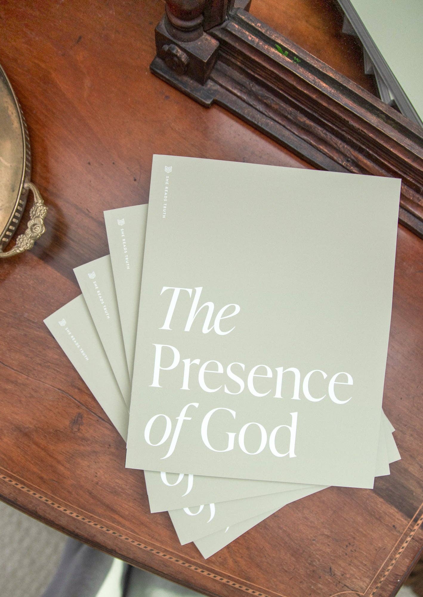 She Reads Truth - The Presence of God Women's Reading Guide