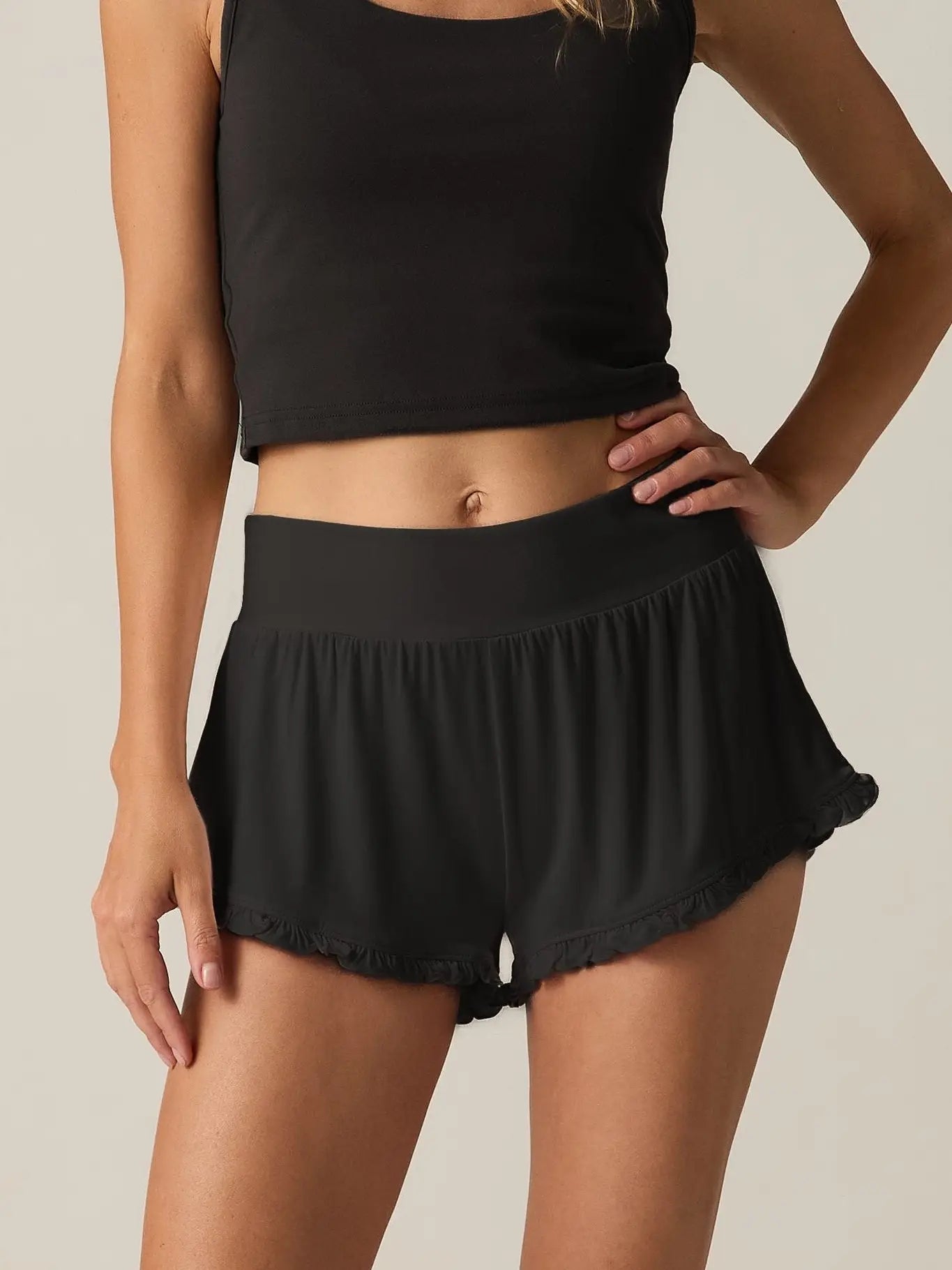 Ruffle Shorts - Black