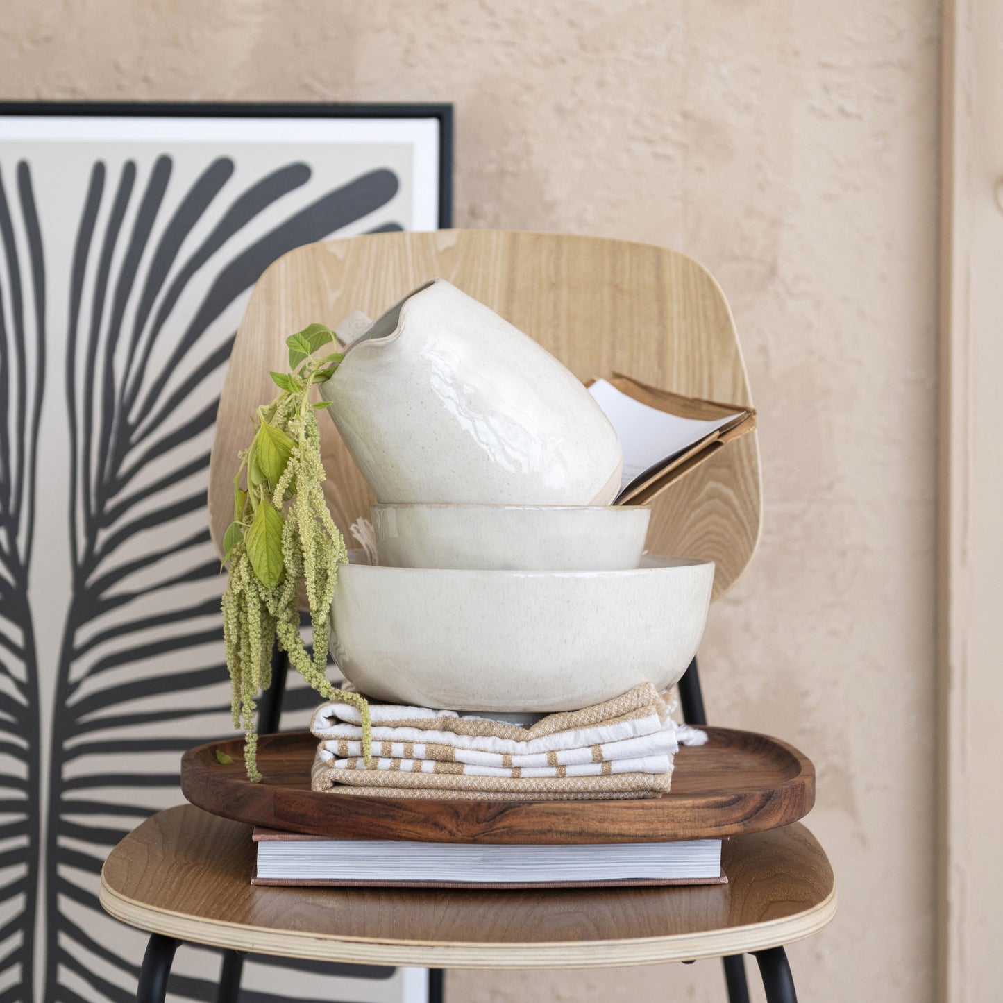Stoneware Footed Bowl Medium
