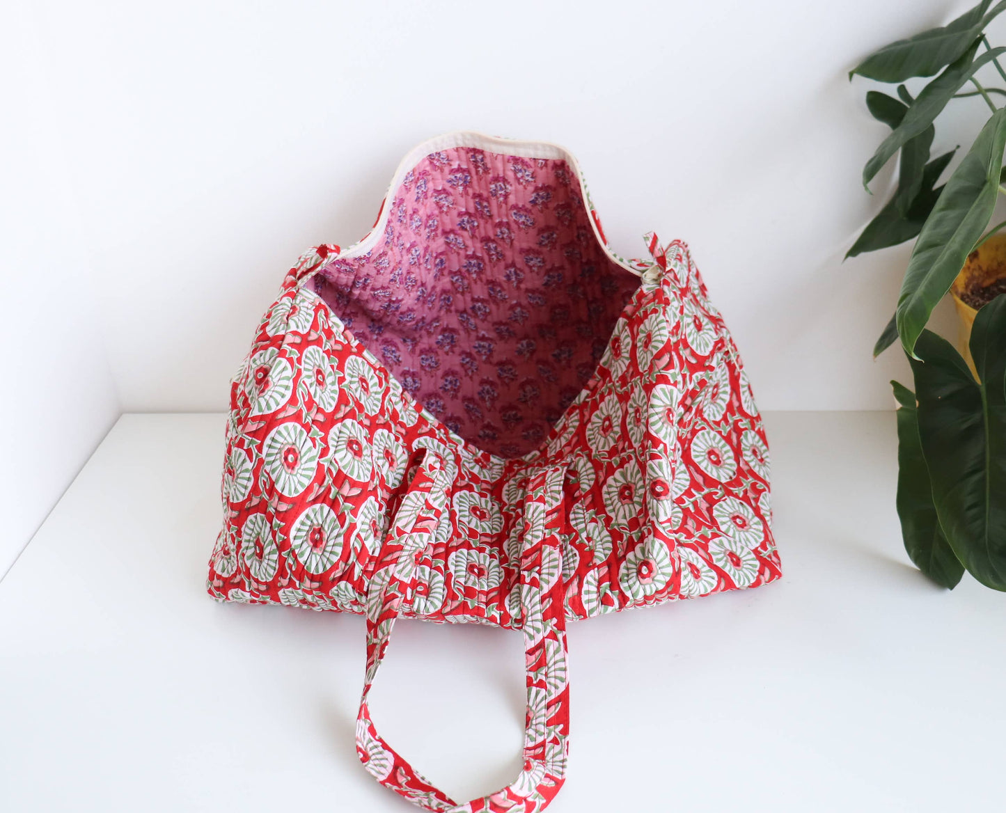 TerraWeave - Floral Women's Quilted Weekender Overnight Gym Hospital Bag