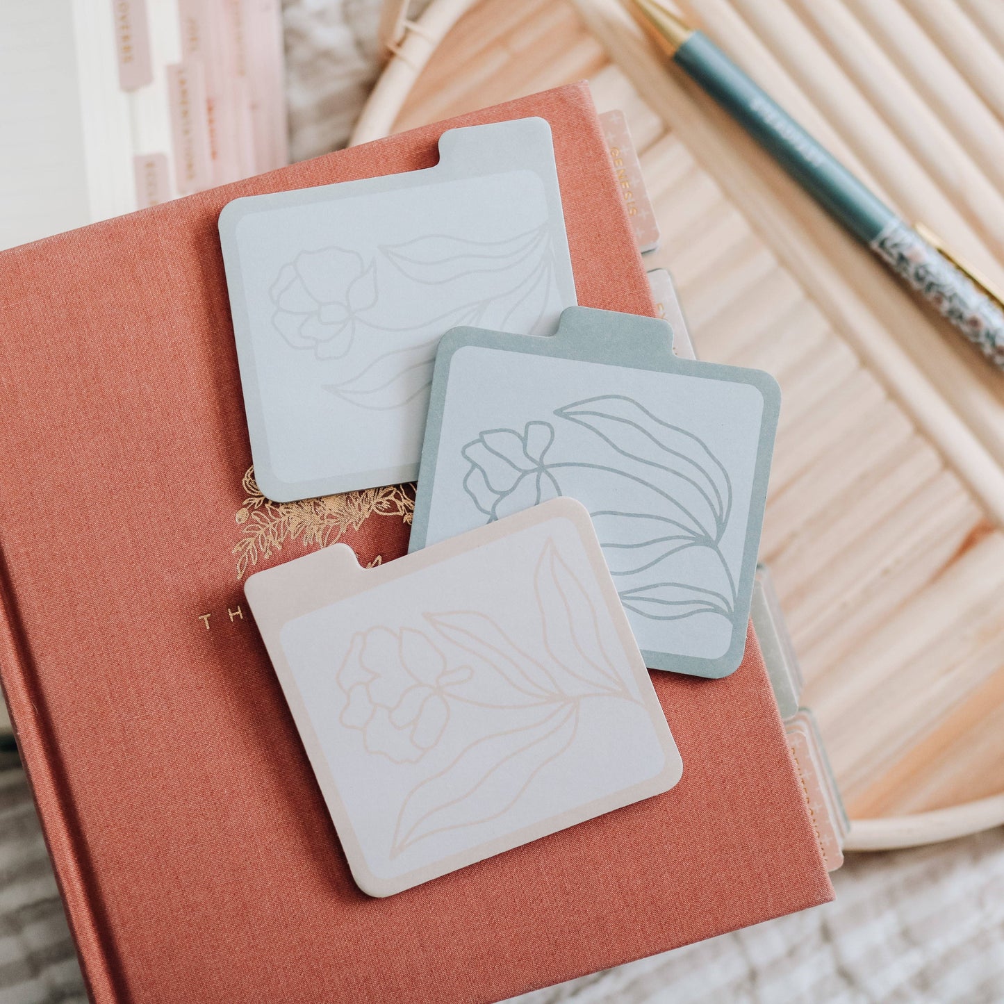 The Daily Grace Co - Pastel Floral Sticky Tabs