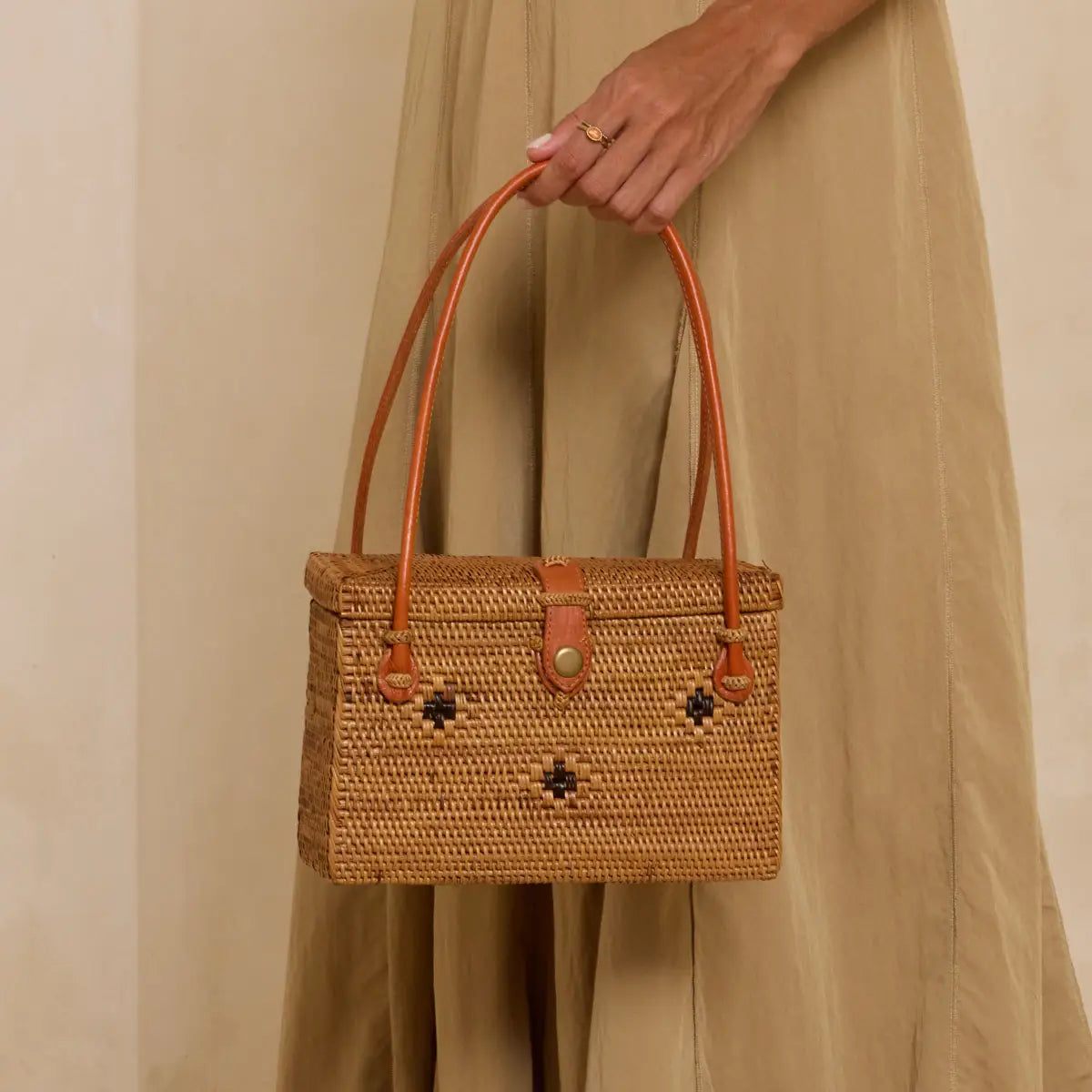 Ata Handbag Box w 3 Diamonds