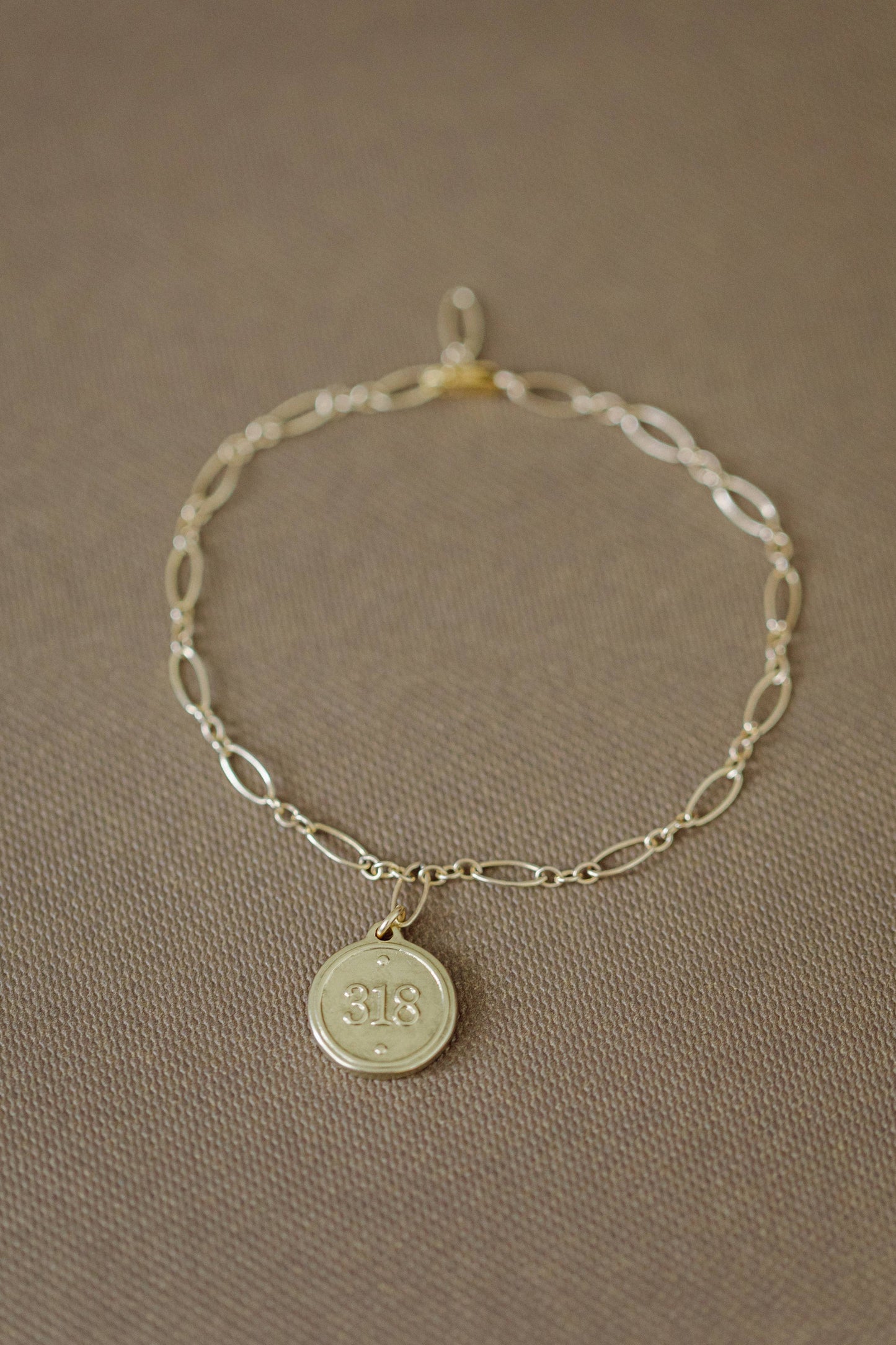 Madison Sterling - Bracelet (Petite/Gold) - Ephesians 3:18
