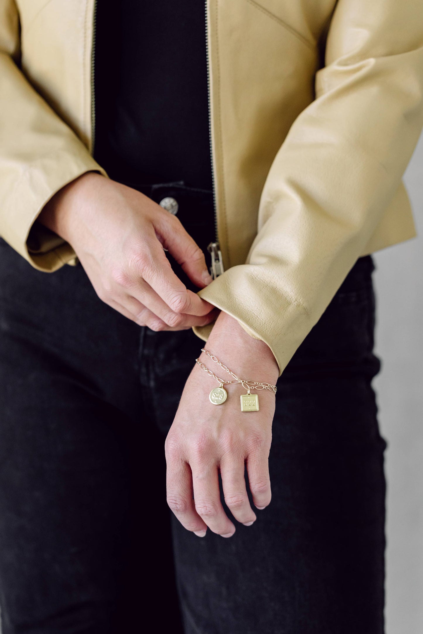 Madison Sterling - Bracelet (Petite/Gold) - Philippians 4:6-7