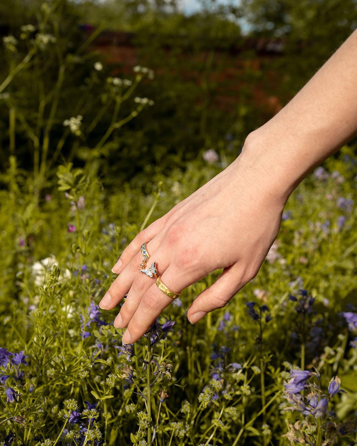 Fable England - FABLE Pink Floral Hoop Ring: Medium