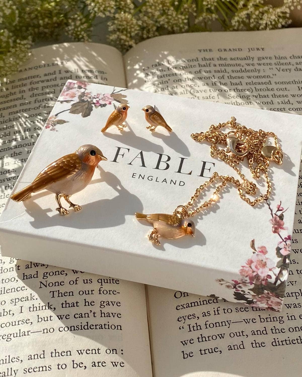 Fable England - FABLE Enamel Robin Necklace