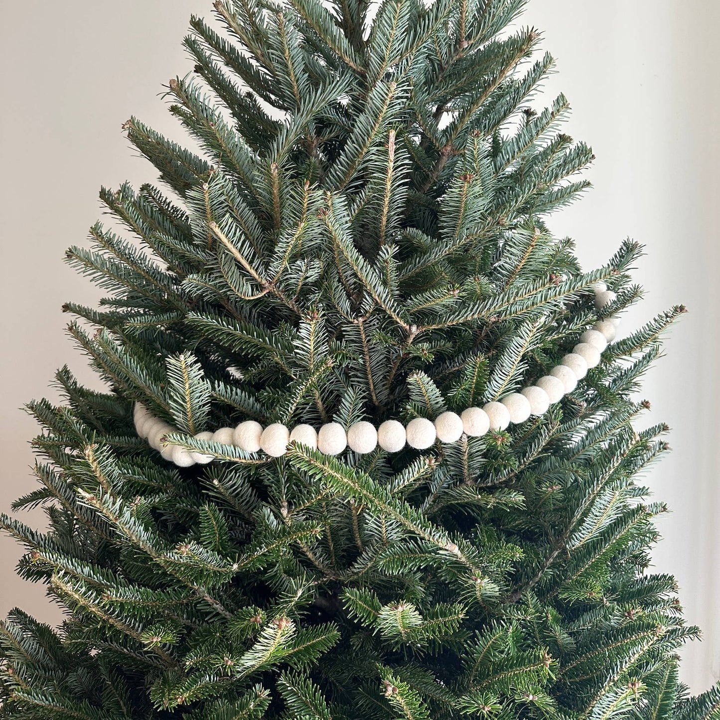 Deer Harbour Design - 6' Felt White Pompom Ball Garland