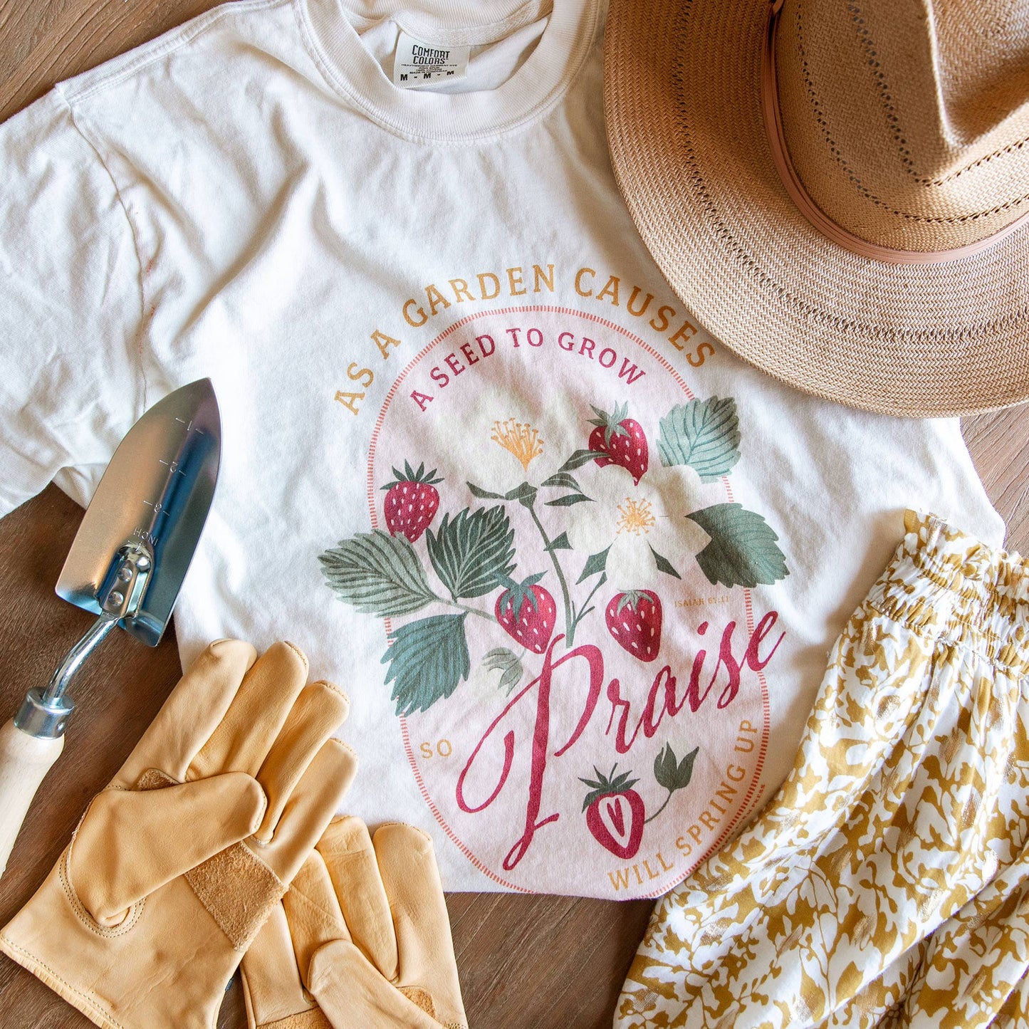 Paper Farm Press - Strawberry Faith Tee: M