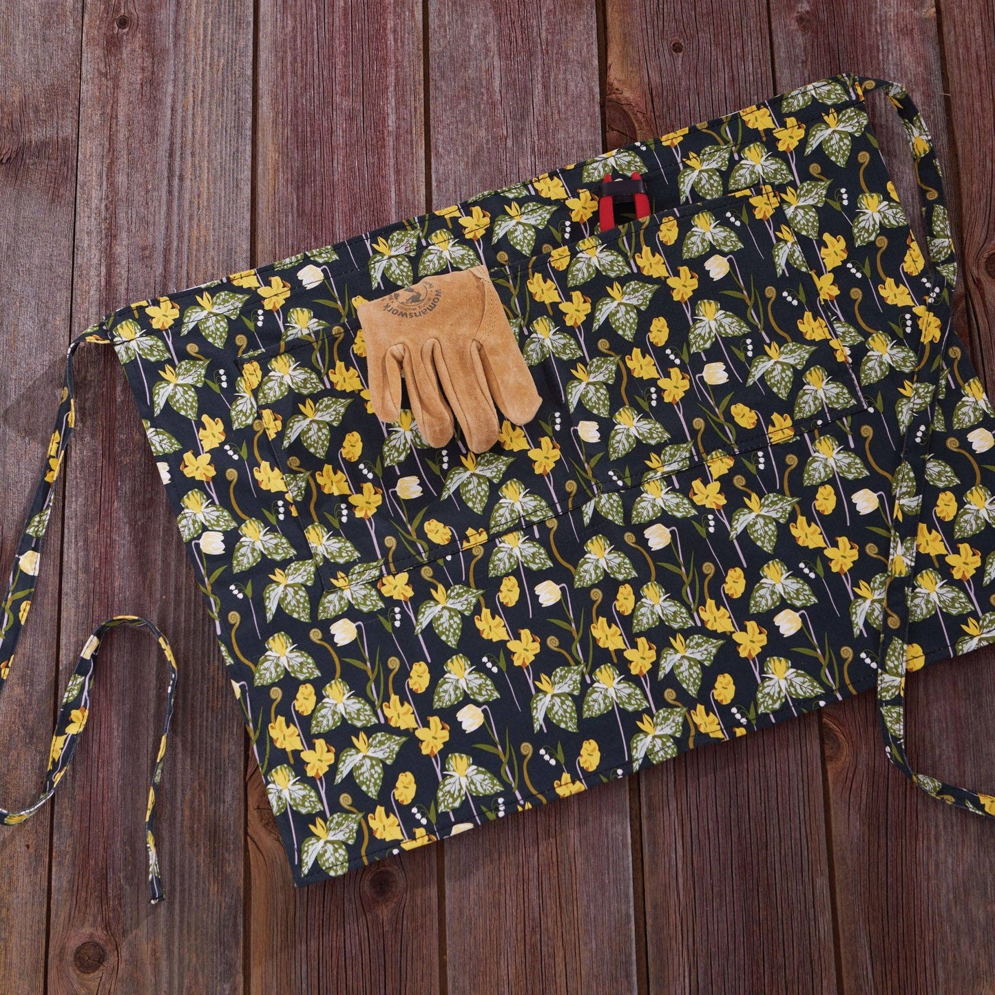 Womanswork - Gardener's Half Apron