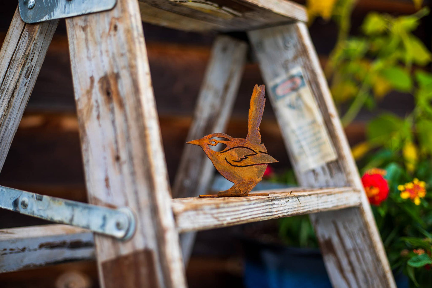 Elegant Garden Design - House Wren Tab