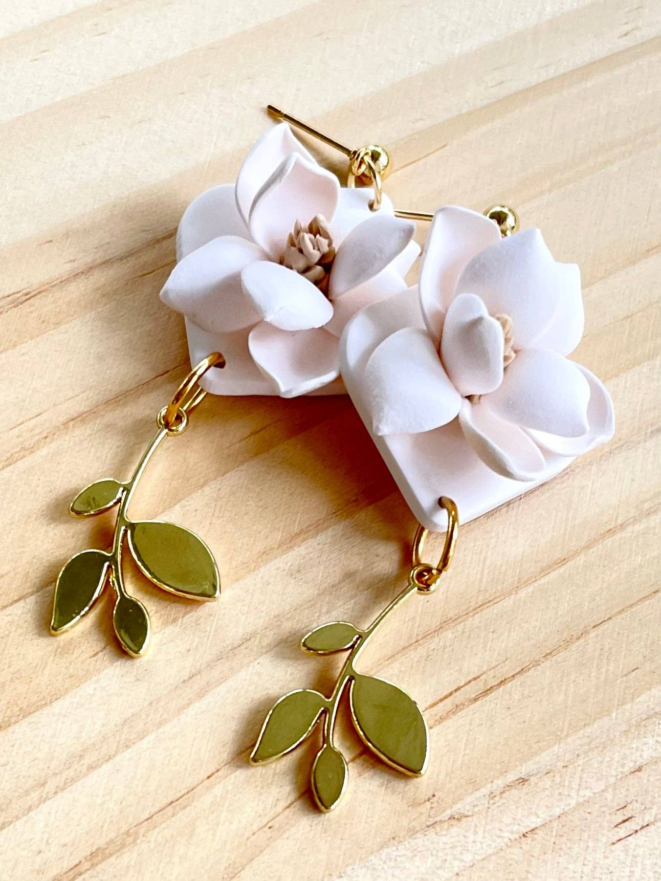 Magnolia Design Company - Signature Magnolia Flower