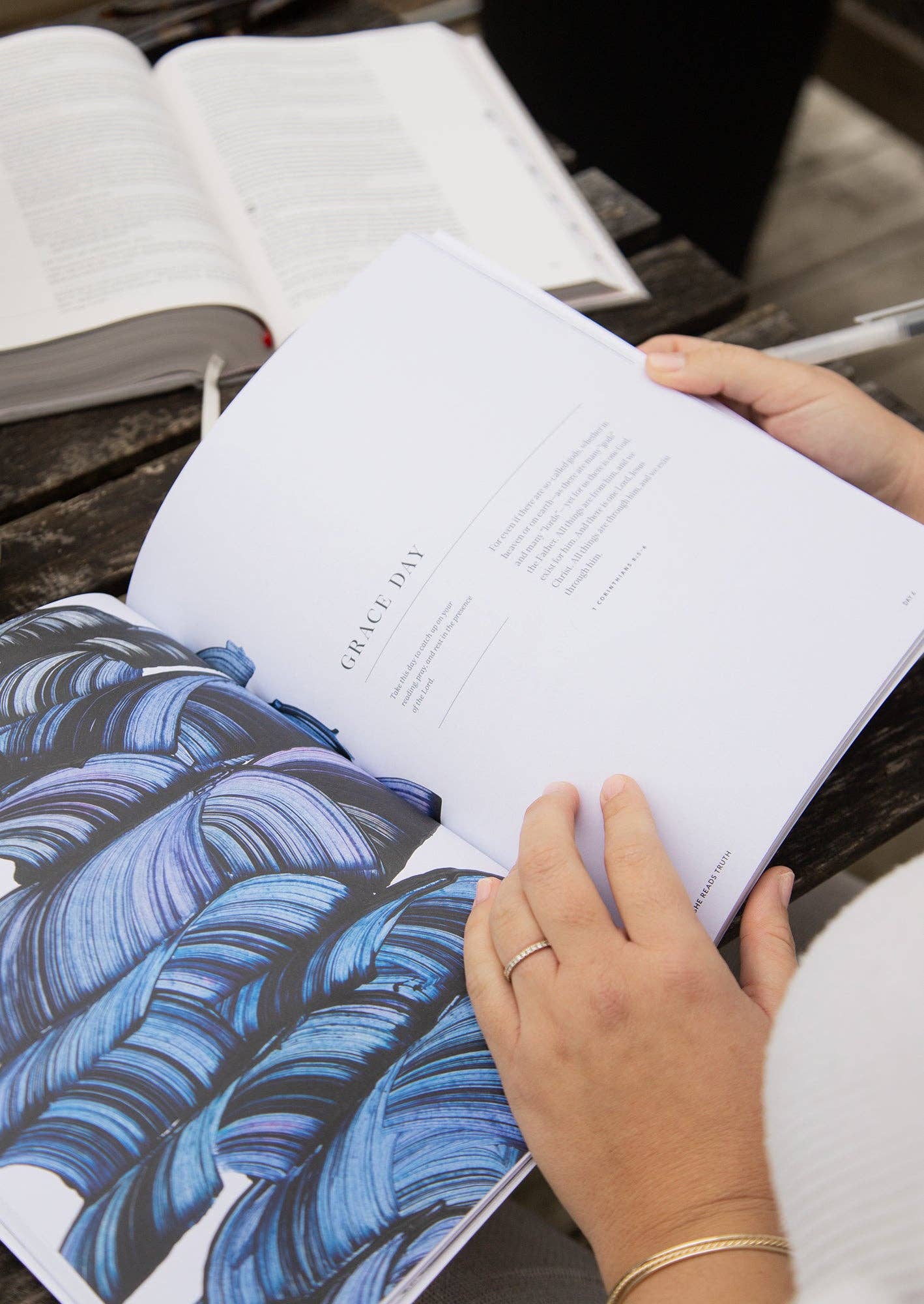 She Reads Truth - Names of God Women's Reading Guide