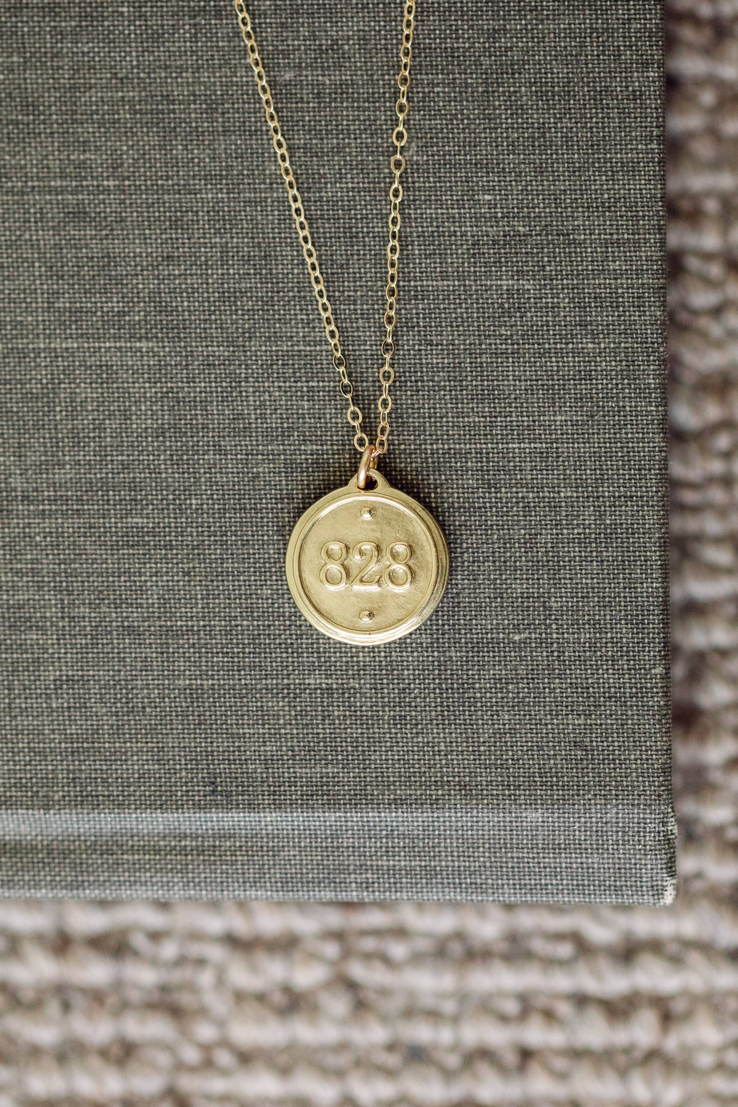 Madison Sterling - Necklace (Petite/Gold) - Romans 8:28