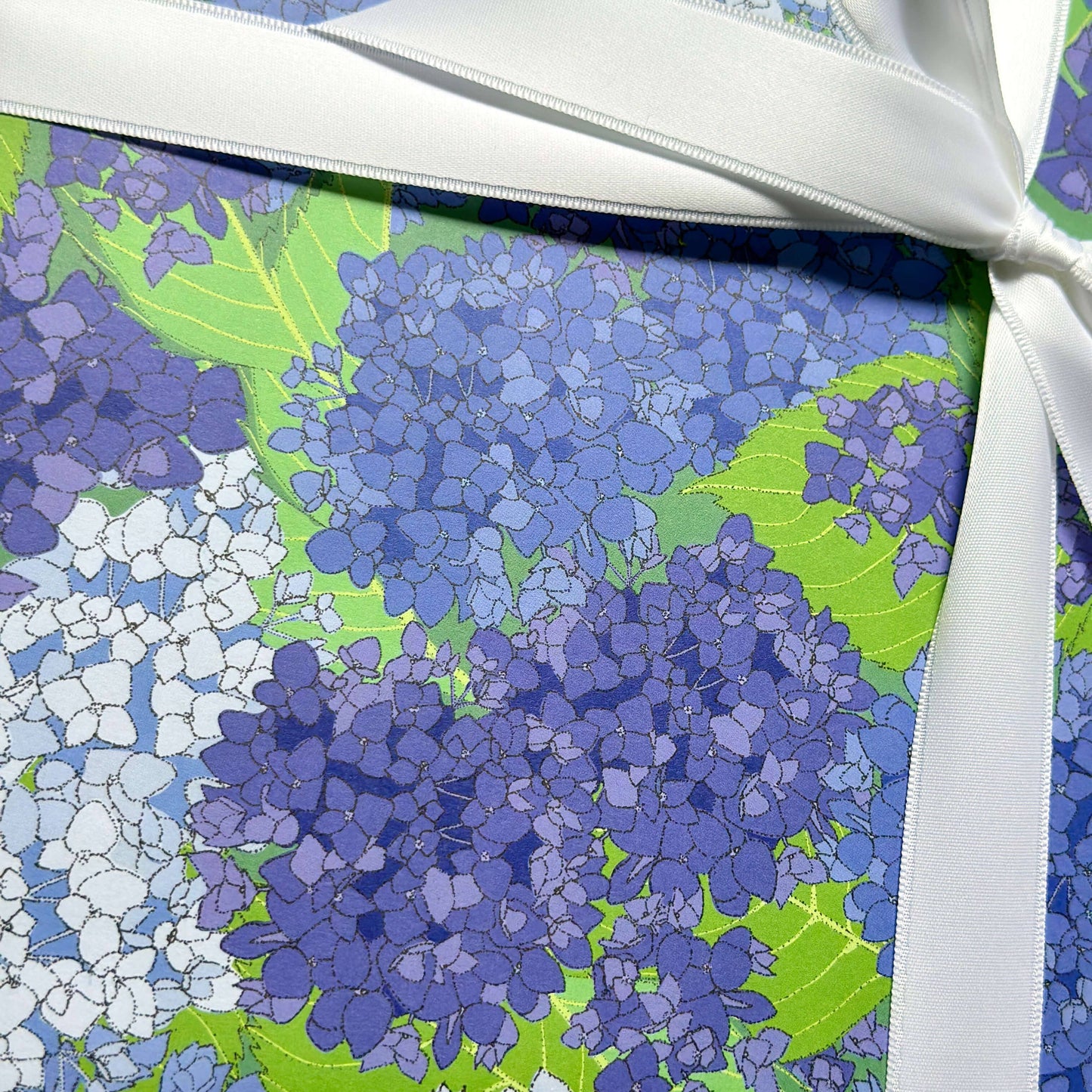 Ballard & Prescott - Hydrangea Wrapping Paper: Single Sheets (Case of 3 Sheets)