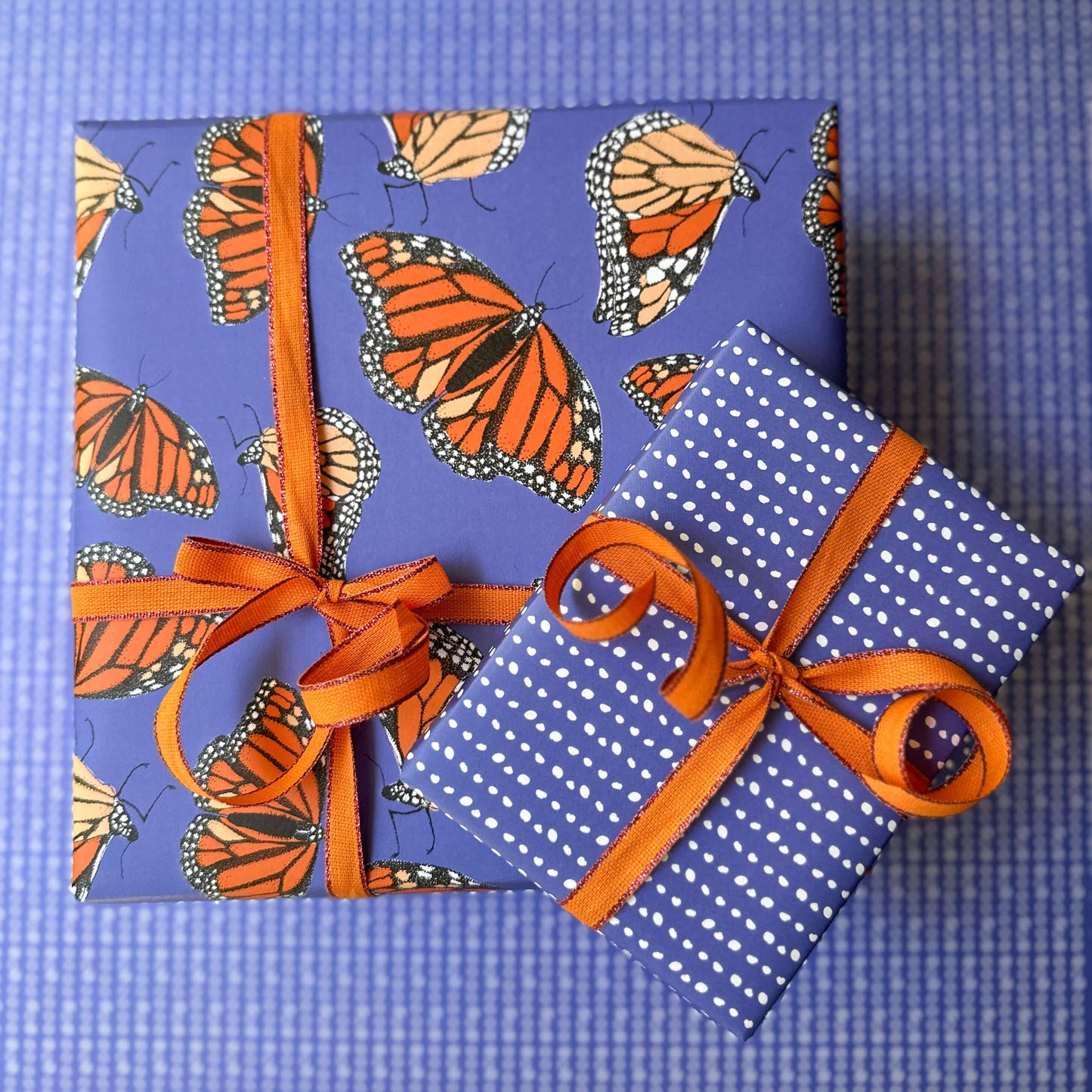 Ballard & Prescott - Monarch Butterfly Wrapping Paper: Single Sheets (Case of 3 Sheets)