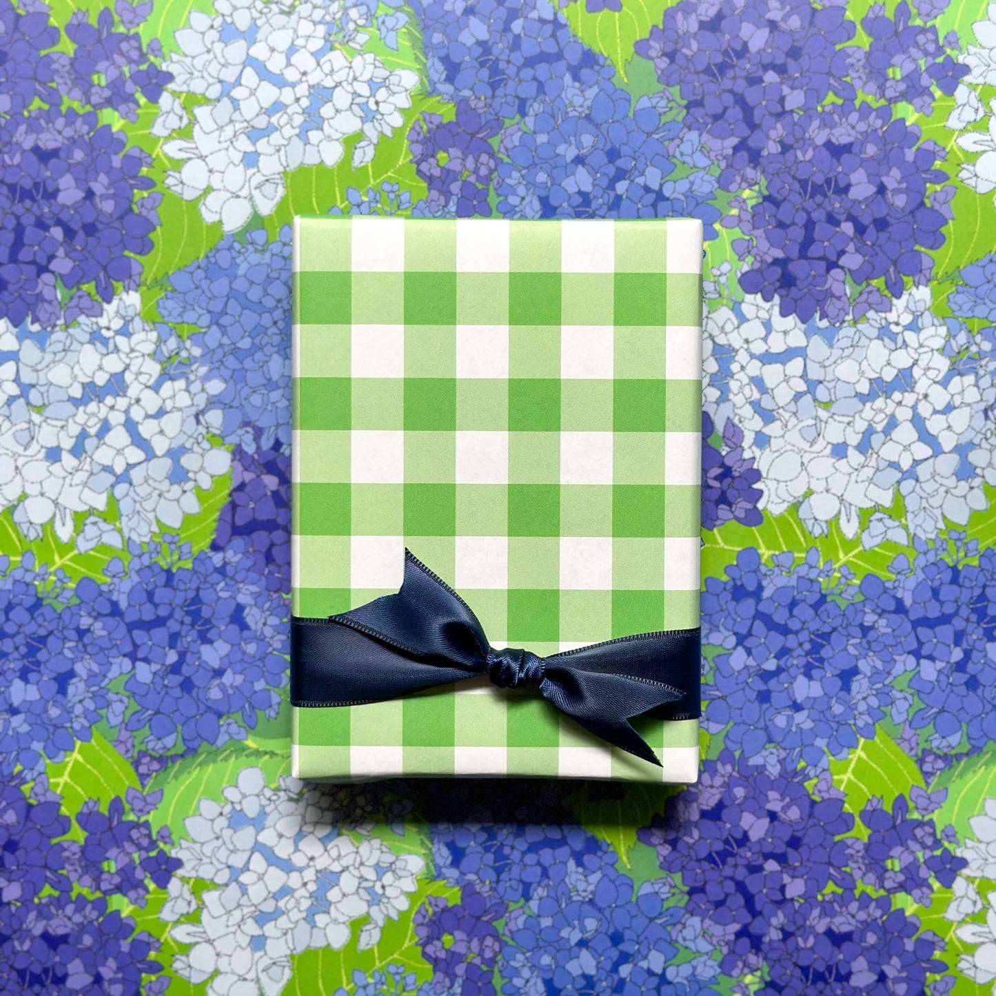 Ballard & Prescott - Hydrangea Wrapping Paper: Single Sheets (Case of 3 Sheets)