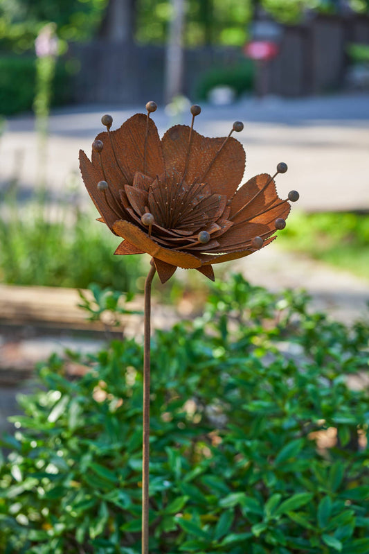 Elegant Garden Design - Bella Flower Stake