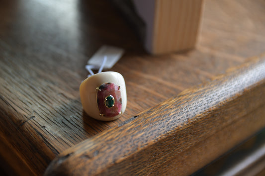 Ring - IVY (Polyresin/Gemstone)