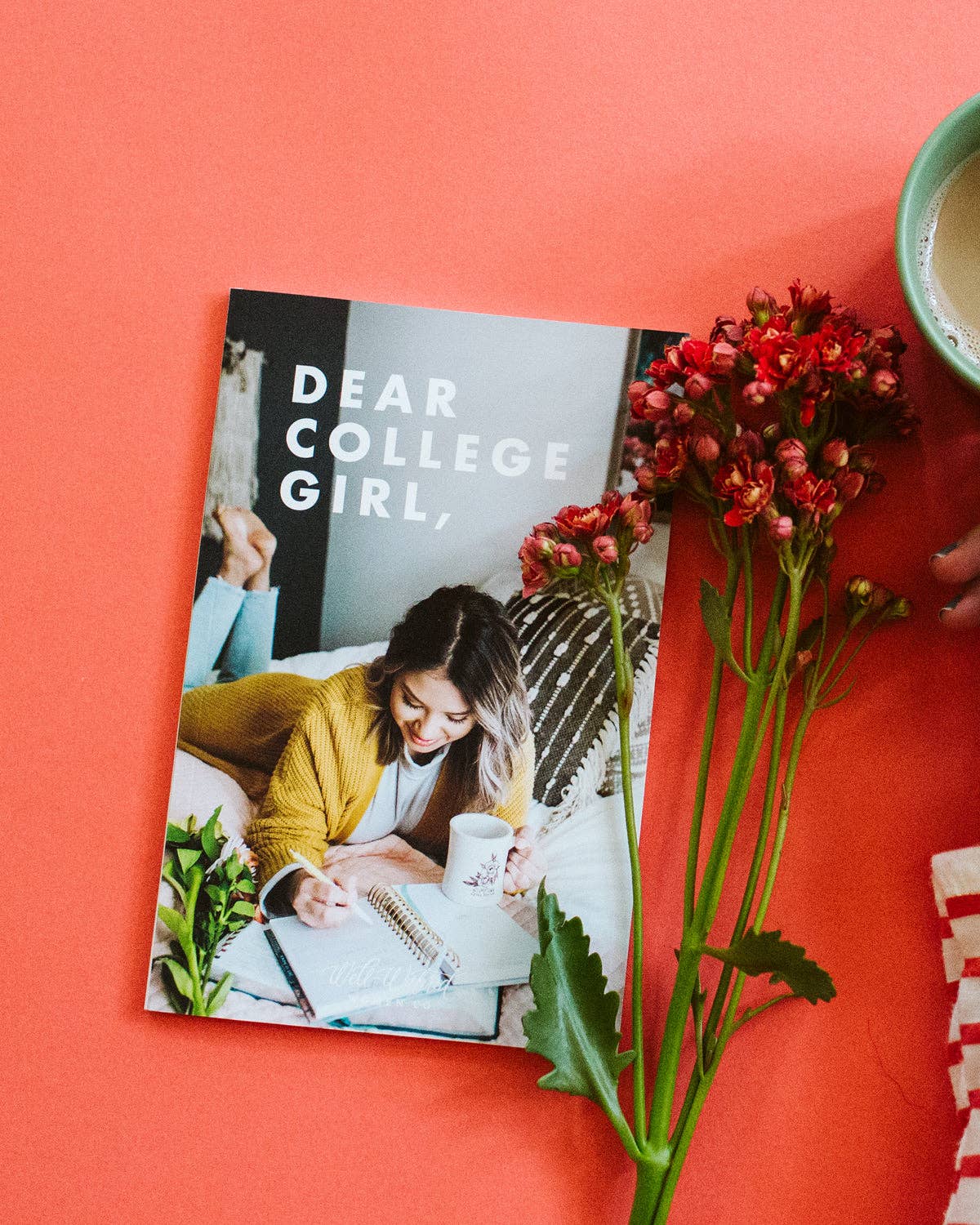 Well-Watered Women - Dear College Girl Devotional: 31-Day Devotional for College Girls