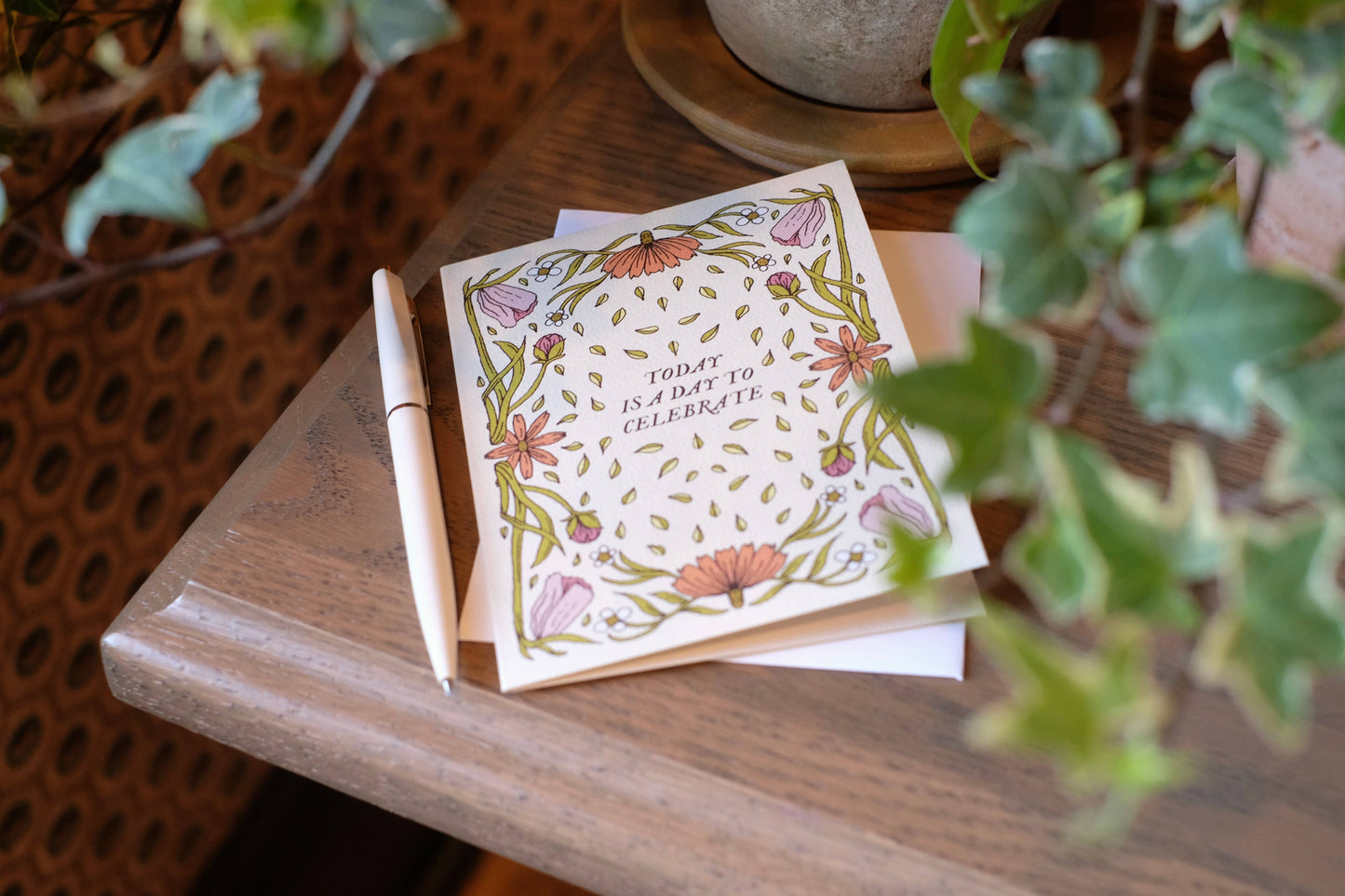 annalisa v. sawtell - Floral Confetti | Boxed Card Set of 8 | A2