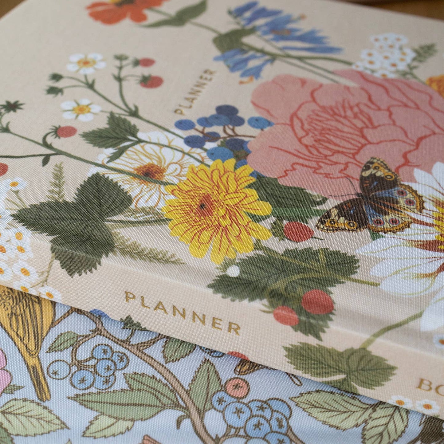 Botanica Paper Co. - GARDEN FLORA | LINEN-BOUND UNDATED WEEKLY PLANNER