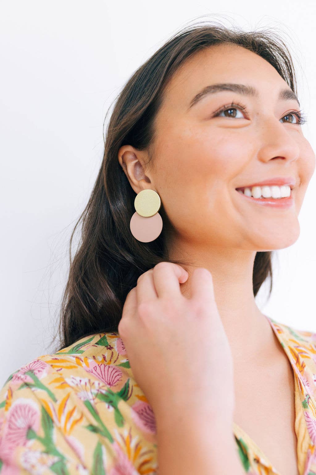 Sunshine Tienda - Sandy Metallic Circle Earrings