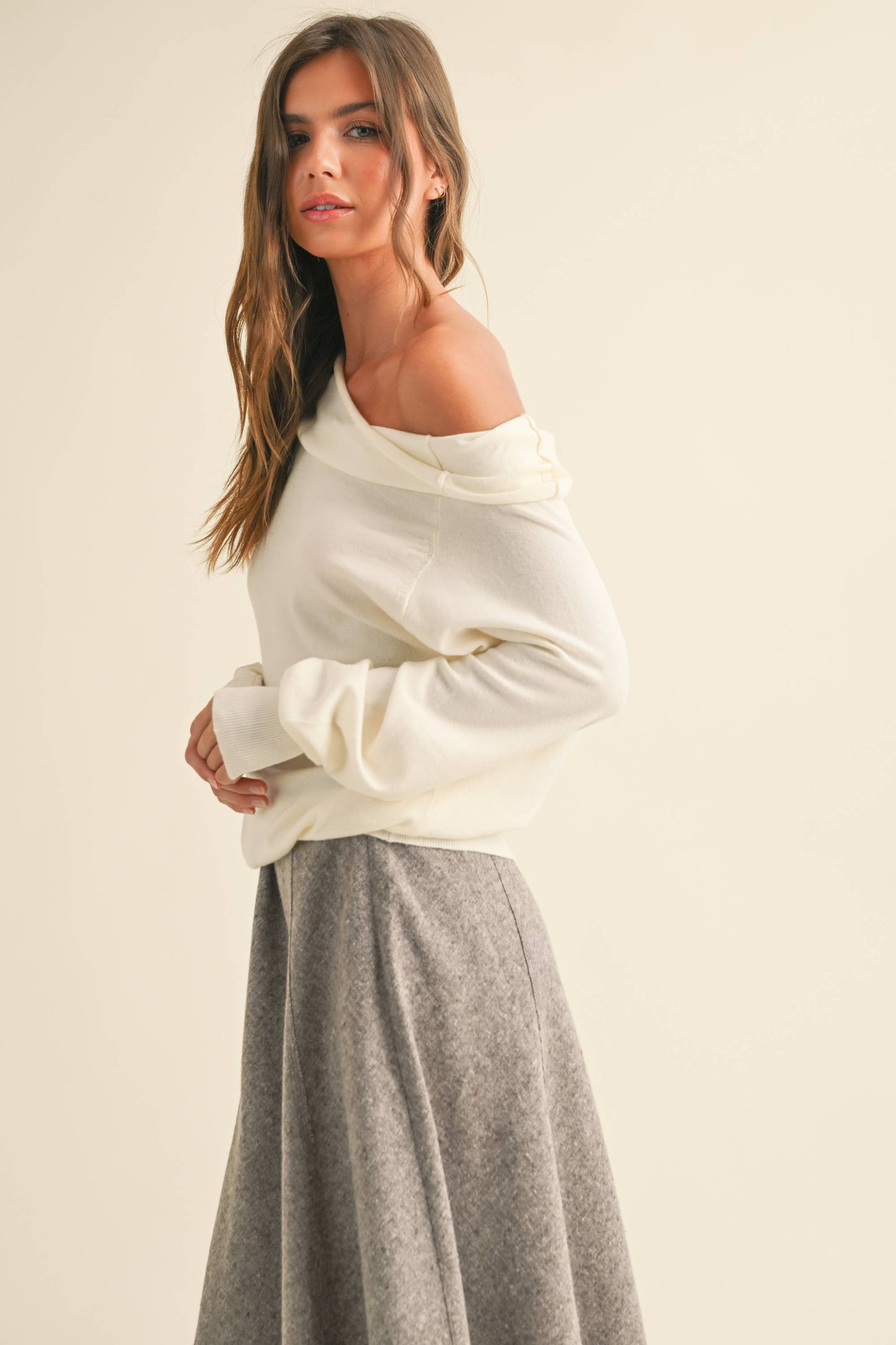 OFF SHOULDER KNITTED TOP / S