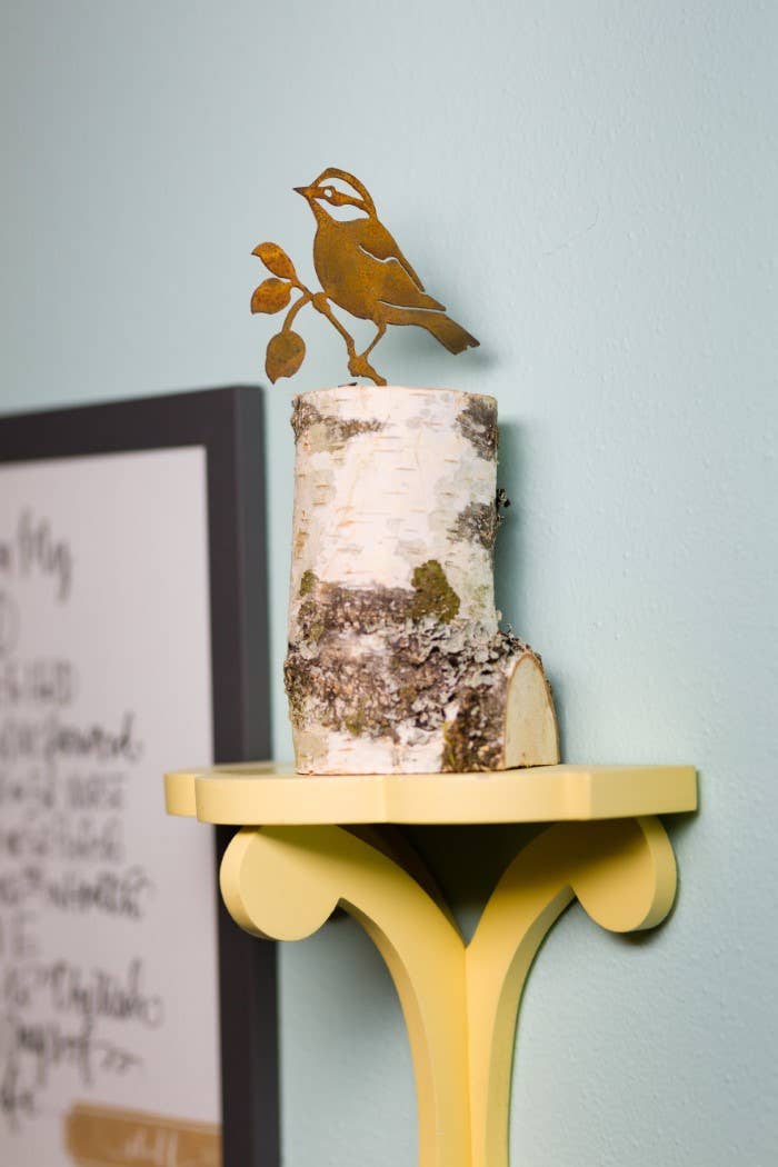 Elegant Garden Design - Black-Capped Chickadee Tab