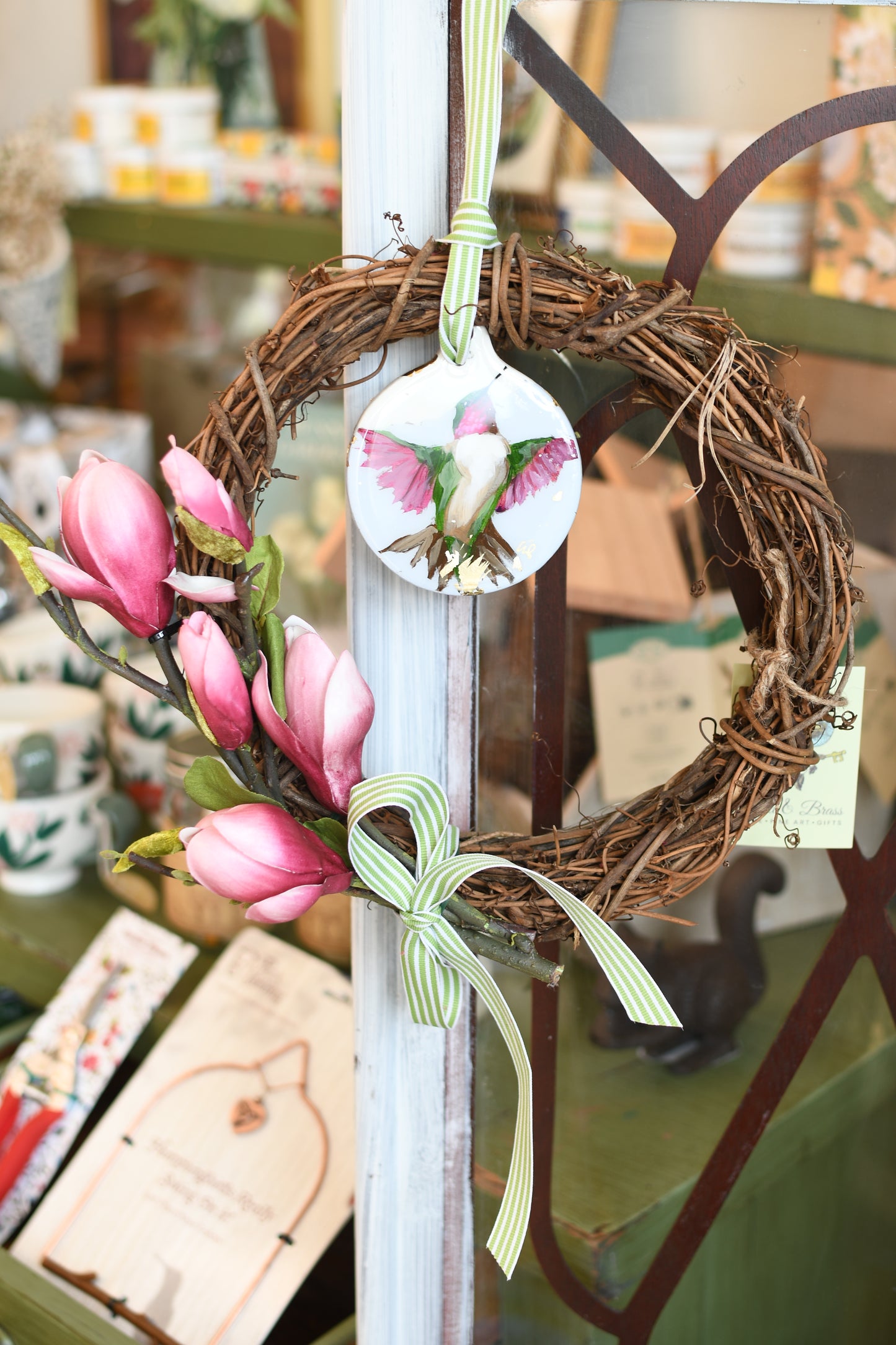 Tulip Magnolia Small Wreath