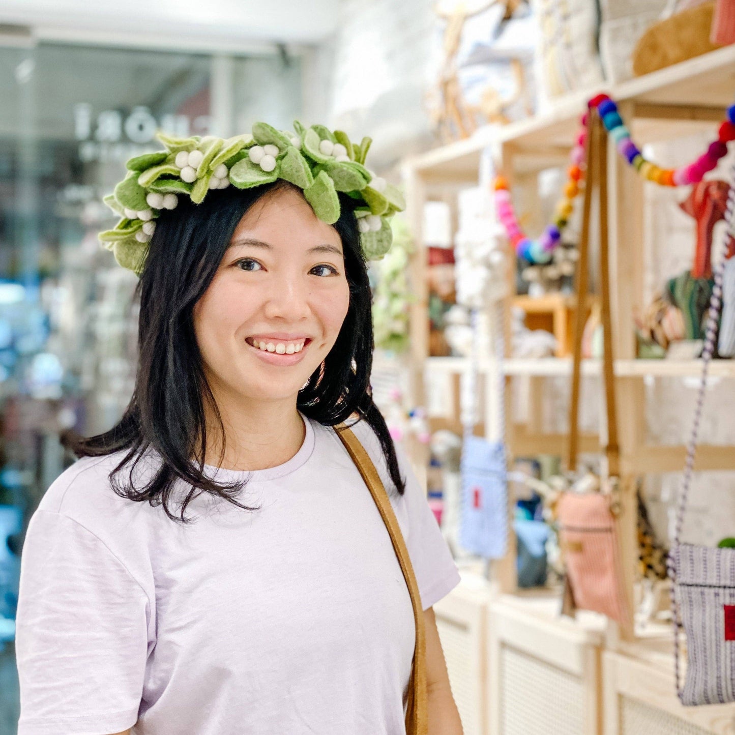 Deer Harbour Design - Felt Mistletoe Wreath: 4"