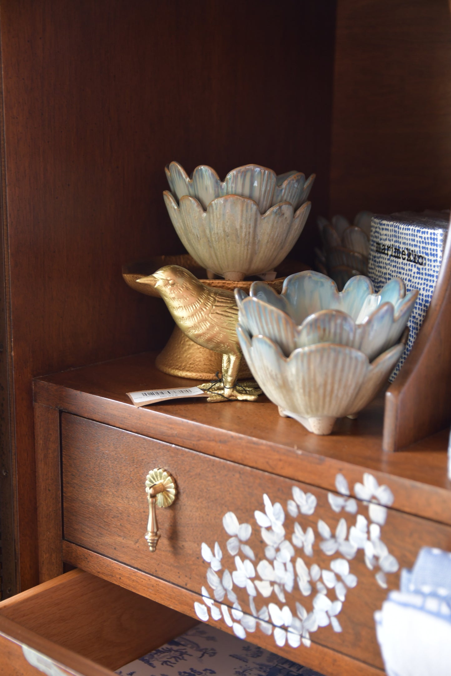 Porcelain Flower Bowl with Glaze