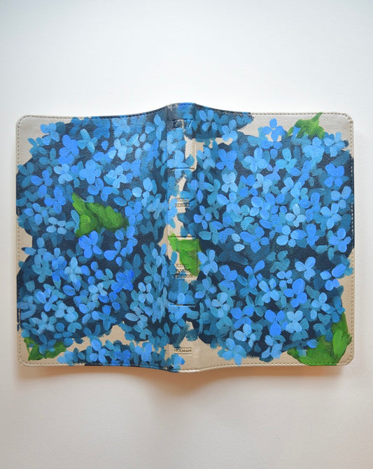 NKJV Painted Bible with Hydrangeas
