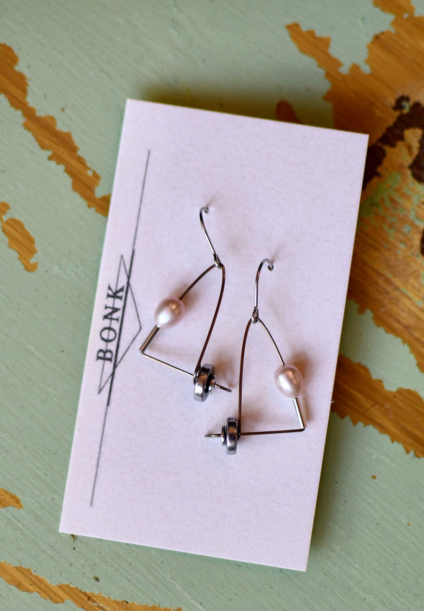 Triange Pearl Earrings