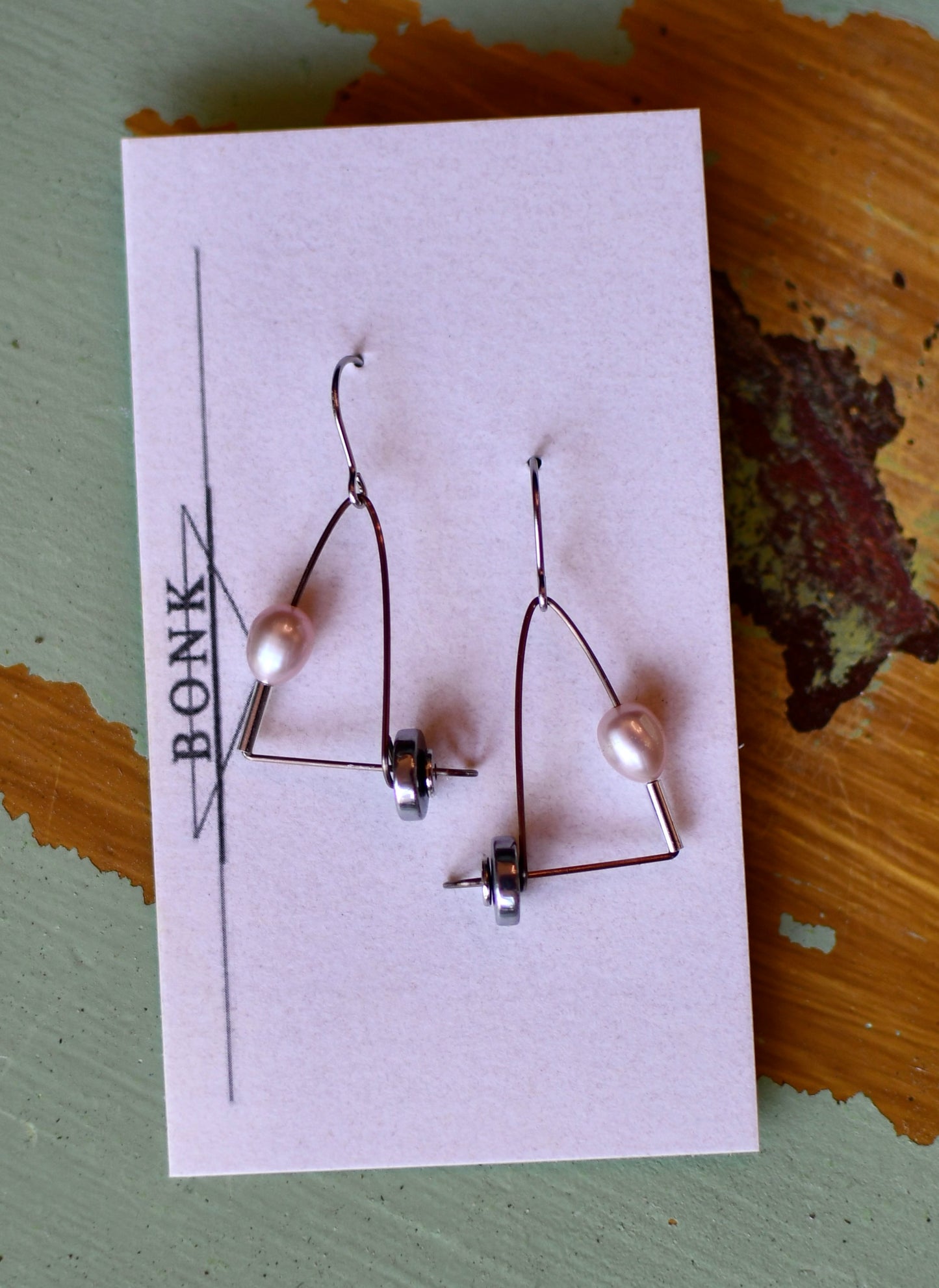 Triange Pearl Earrings