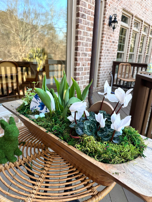 Easter Table Living Arrangement