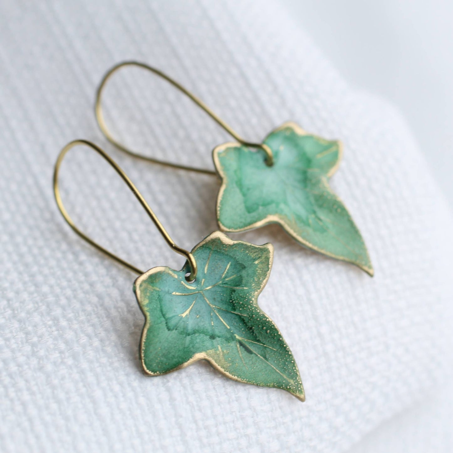 Silk Purse, Sow's Ear - Clover Green Ivy Leaf Earrings: Short (2.5cm)