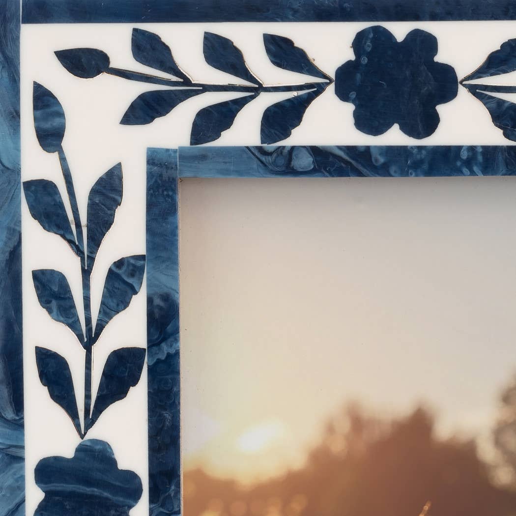Sagebrook Home - Picture Frame - Blue Resin/Wood Floral Petals, 4x6 in.