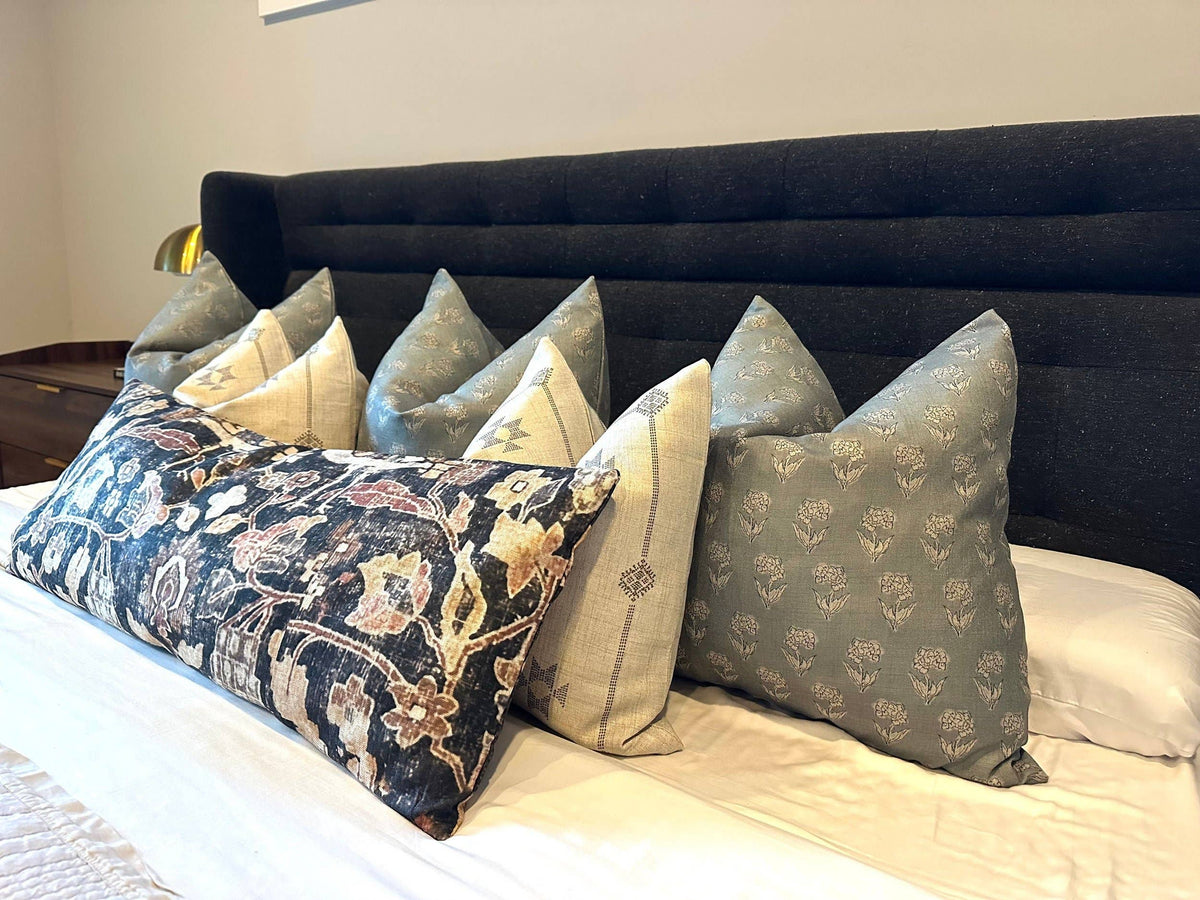 Rennah Collective - Clover Pillow Cover