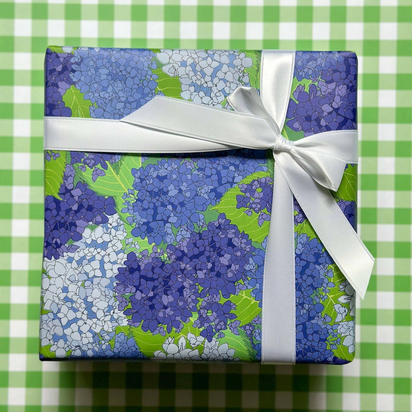 Ballard & Prescott - Hydrangea Wrapping Paper: Single Sheets (Case of 3 Sheets)