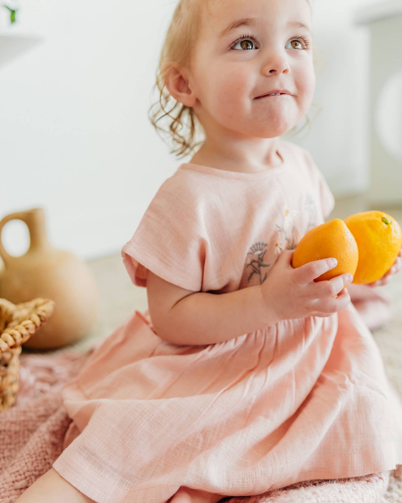 Viverano Organics - Alicia Embroidered Daisy Baby Dress + Bloomer (Linen Blend)