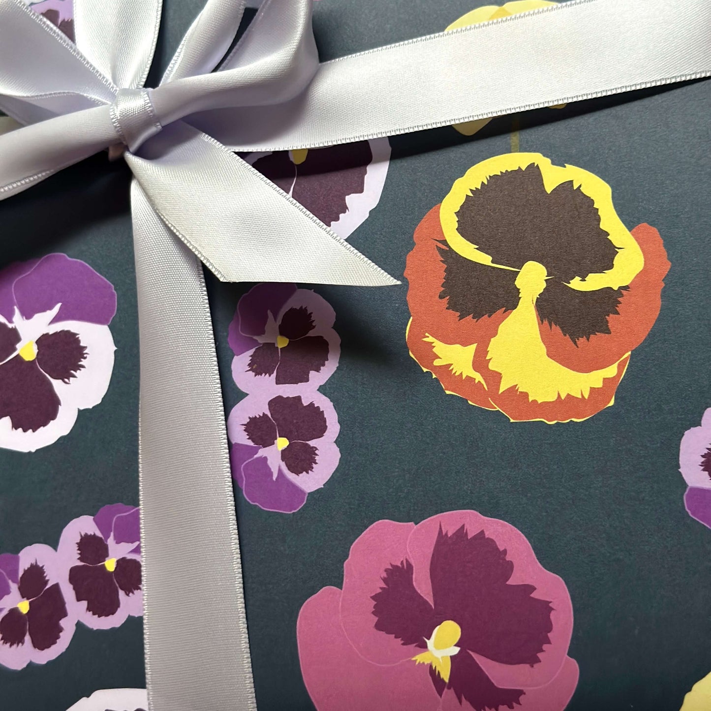 Ballard & Prescott - Pansy Wrapping Paper: Single Sheets (Case of 3 Sheets)