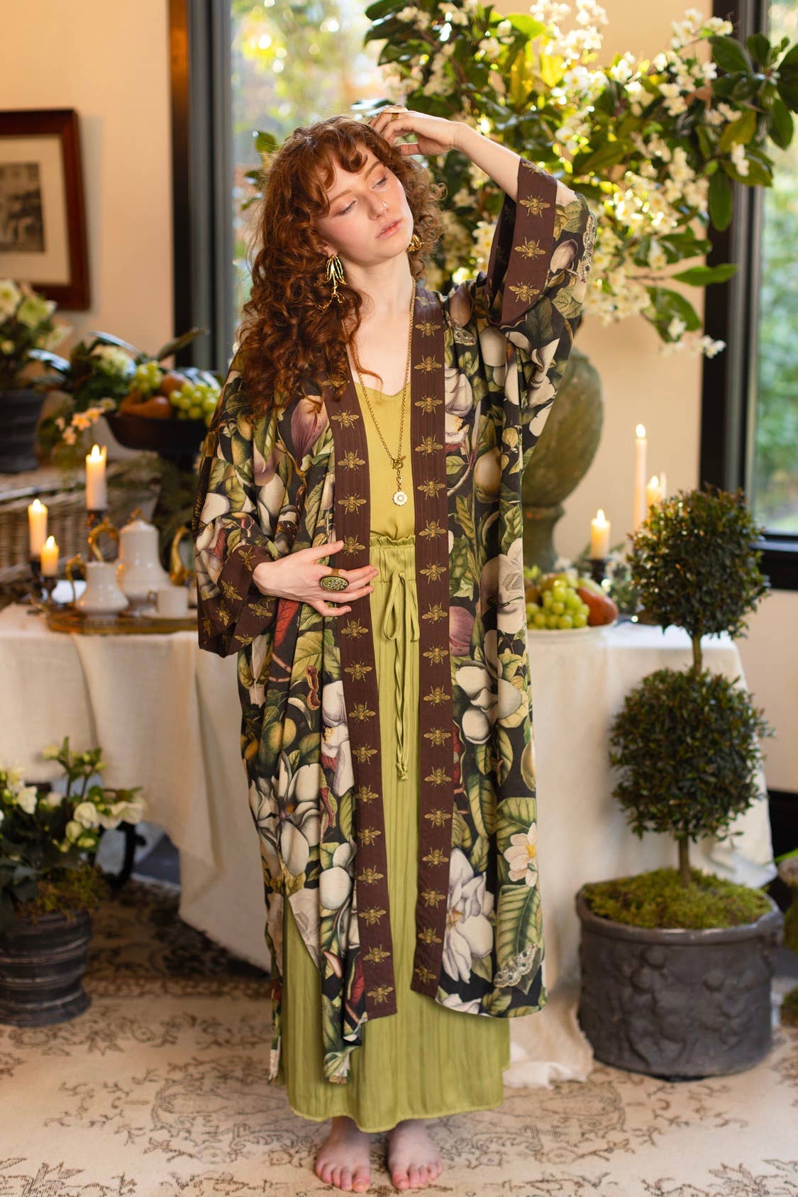 Market of Stars (USA) - Fleur De Lune Opera Duster Kimono Robe w/ Florals & Bees