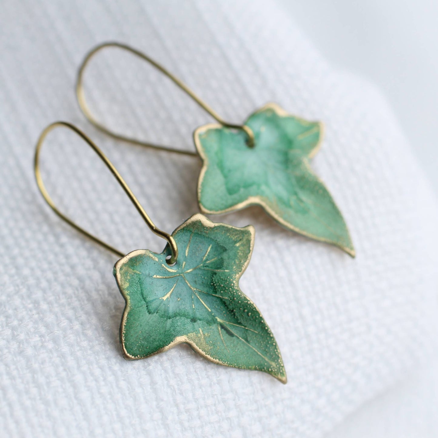 Silk Purse, Sow's Ear - Clover Green Ivy Leaf Earrings: Short (2.5cm)