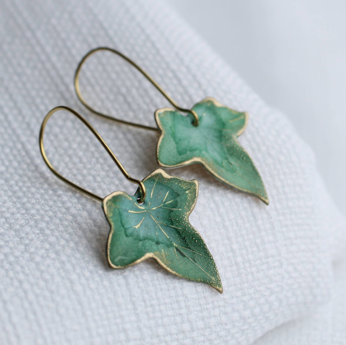 Silk Purse, Sow's Ear - Clover Green Ivy Leaf Earrings: Short (2.5cm)