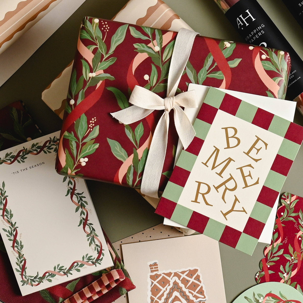 Amy Heitman - Ribbon Laurel Notepad