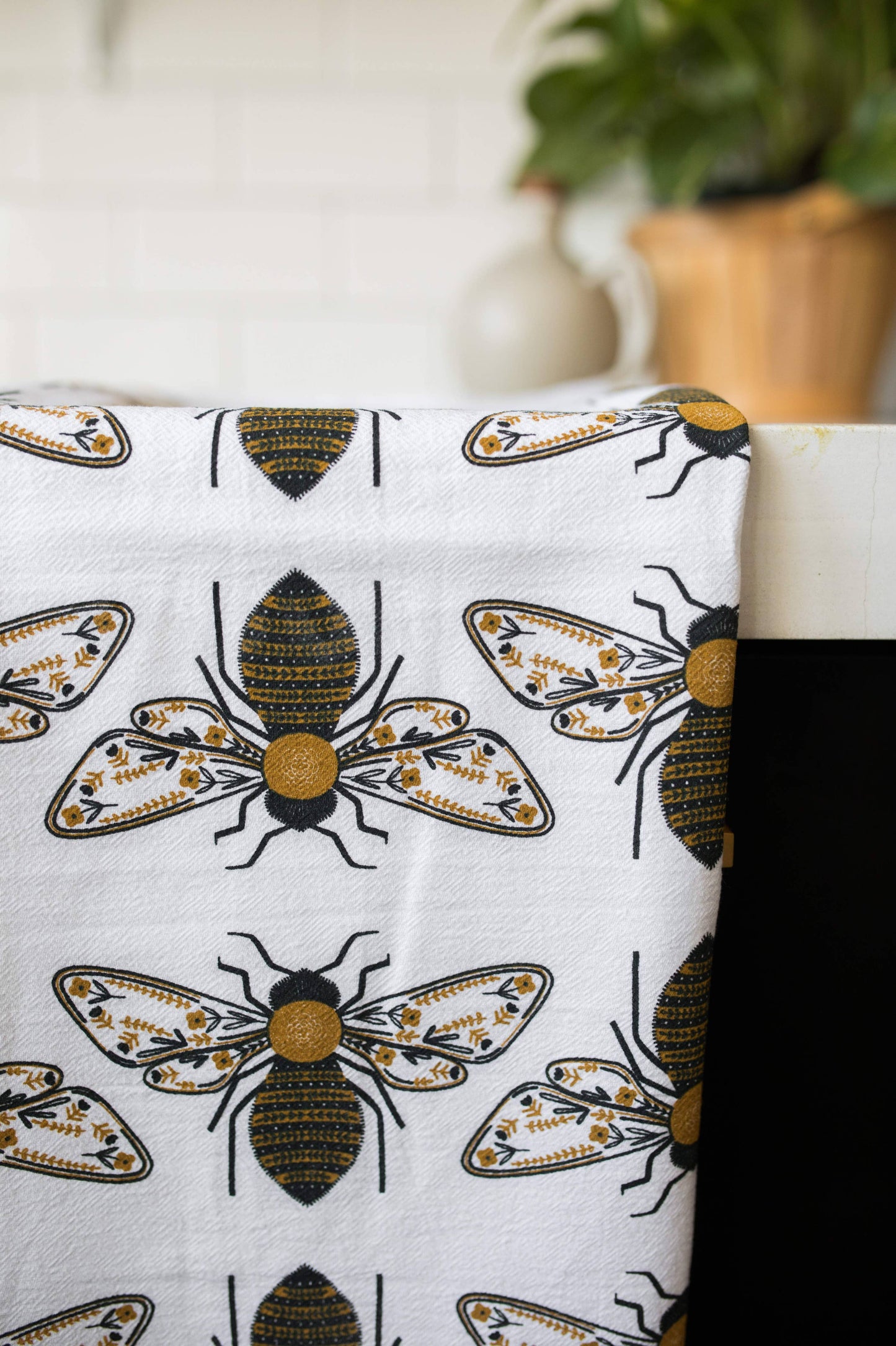 Gingiber - Bee Tea Towel