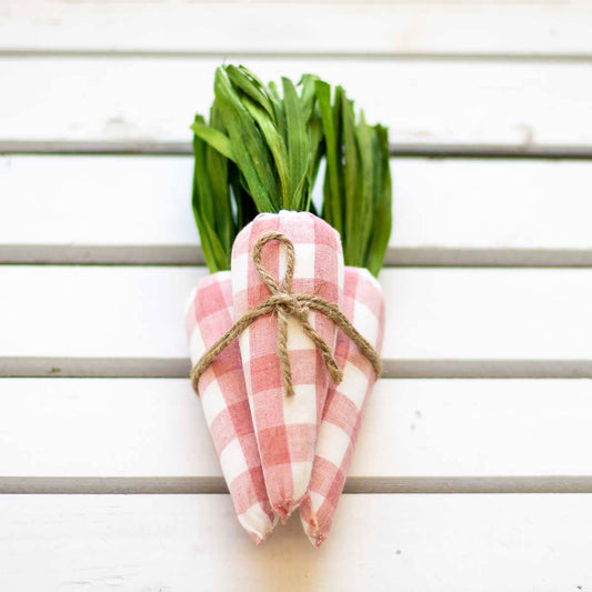 The Royal Standard - Gingham Carrot Trio   Pink/White/Green   3.5x3.5x8.3